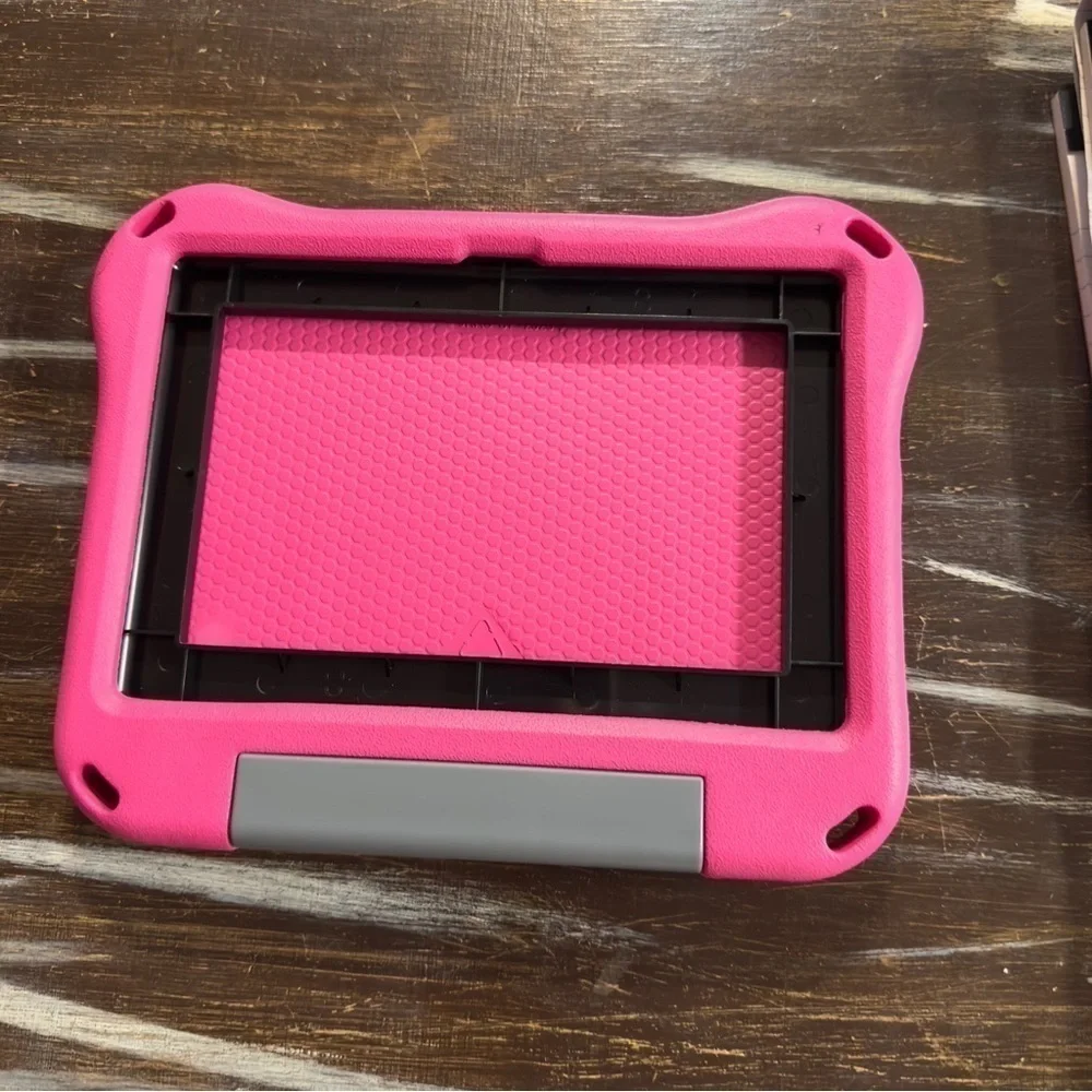Kids pink fire tablet case new see pictures for measurements
